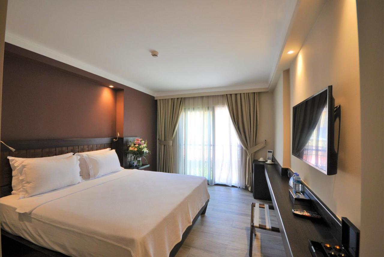 Resa Hotel Goecek Экстерьер фото