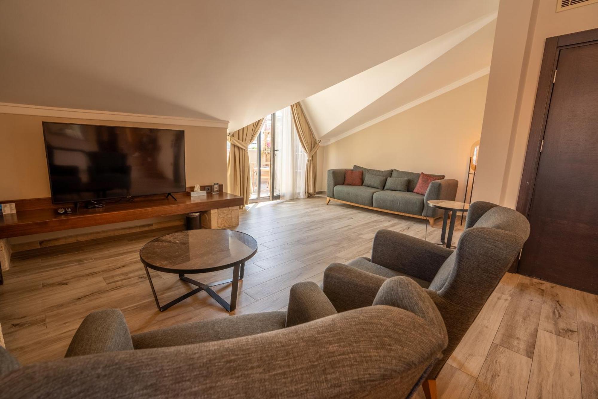 Resa Hotel Goecek Экстерьер фото