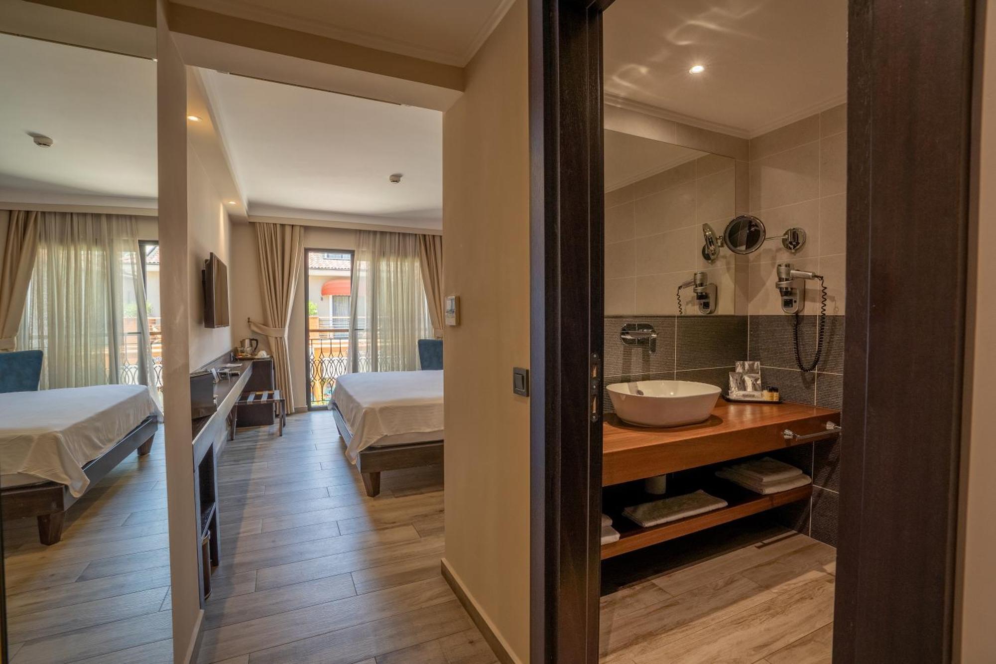Resa Hotel Goecek Экстерьер фото