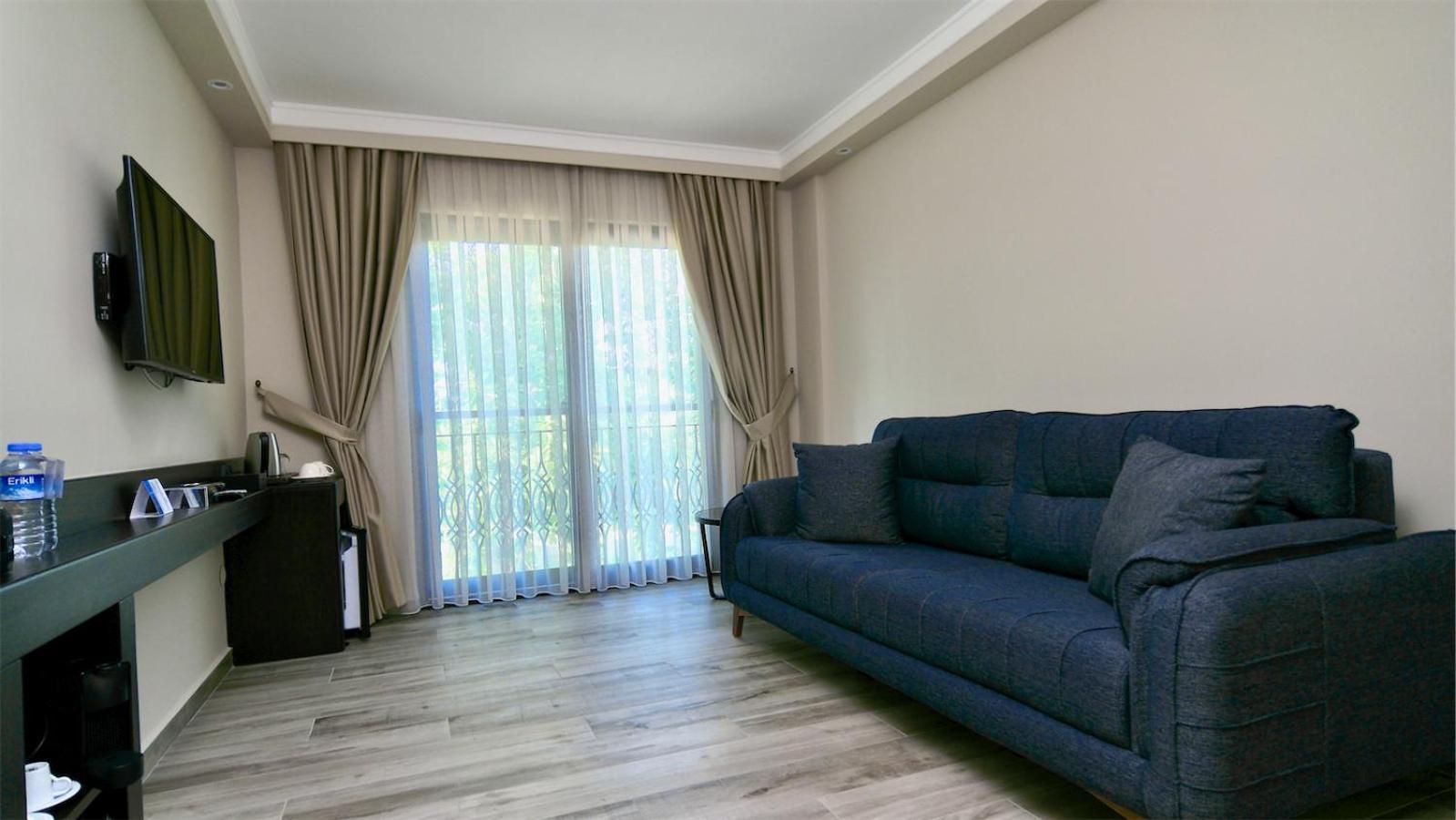 Resa Hotel Goecek Экстерьер фото